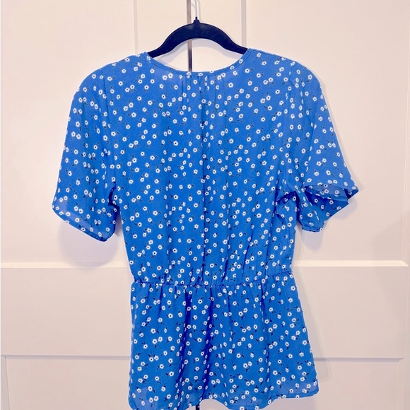 Blue Blouse short flutter sleeve, faux wrap with tie. Size M, short, not crop - Picture 2 of 2